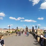 Apartricanova *