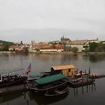 Apartricanova Апартаменты *