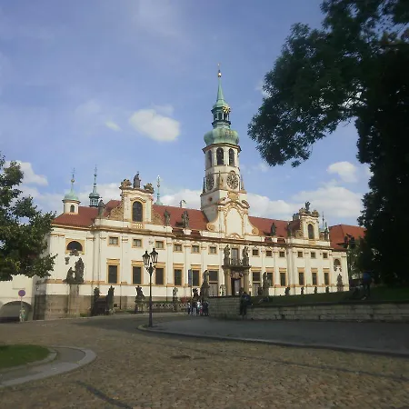 Apartricanova Lägenhet