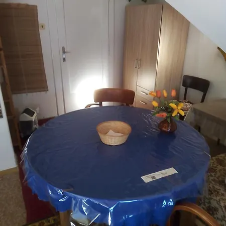 Apartricanova Apartman Prága
