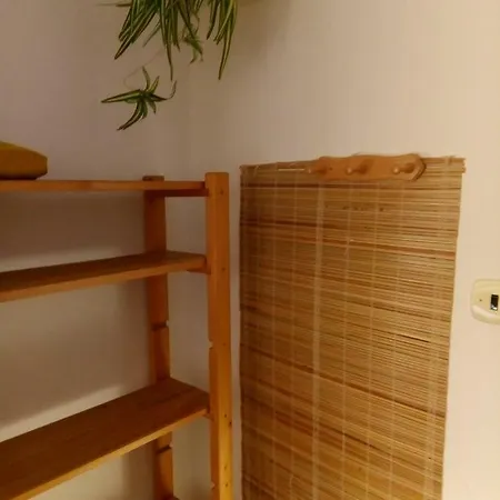 Apartricanova * Prága