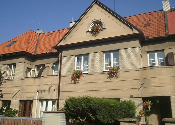 Apartricanova *