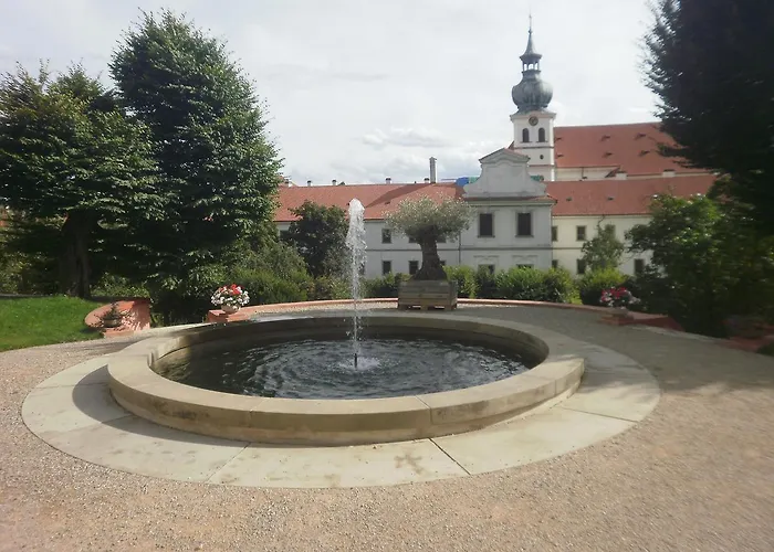 Apartricanova * Prag